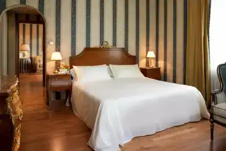 Sina Bernini Bristol, Autograph Collection - 37