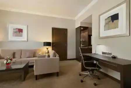 Ramada by Wyndham Abu Dhabi Downtown - 46