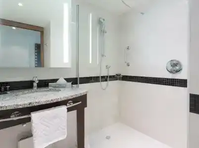 Hampton by Hilton Warsaw City Centre - 15