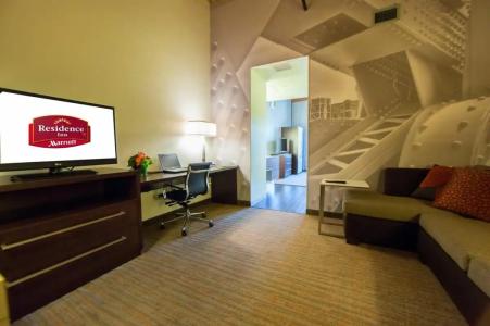 Residence Inn by Marriott Boston Downtown Seaport - 42