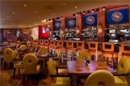 DoubleTree by Hilton Dallas - Love Field - 12