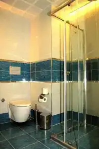 Ark Apart and Suite - 95