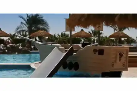 Lotus Bay Resort - 17