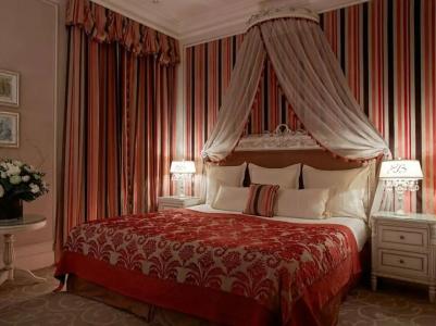 Hôtel Balzac - 82