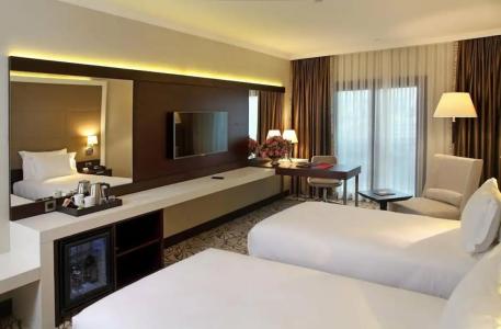 Ramada & Suites by Wyndham Istanbul Merter - 94