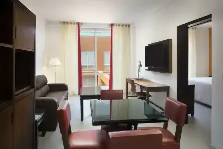 Four Points by Sheraton - 27