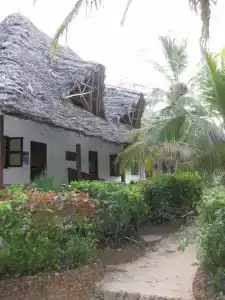 Baraka Beach Bungalows - 11