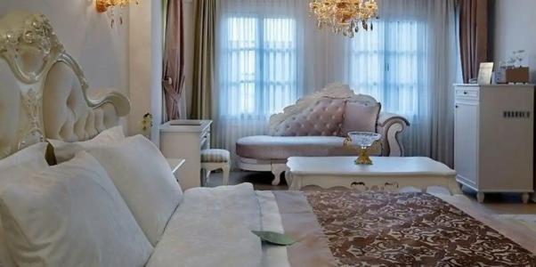 Elegance East - 44