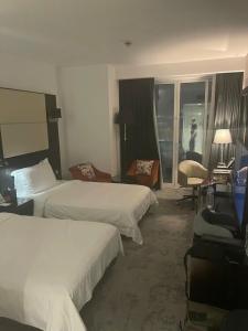 Mövenpick Jumeirah Lakes Towers Dubai - 70