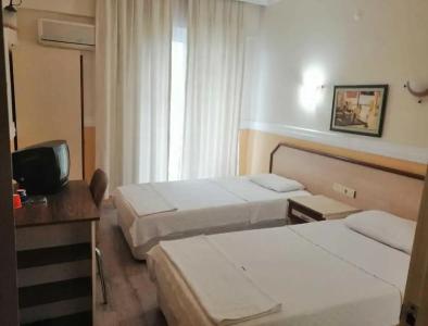 Kleopatra Saray - 55