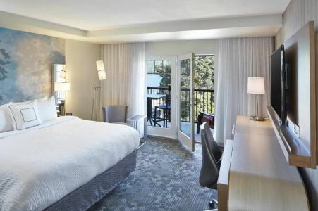 Courtyard by Marriott Lake George - 65