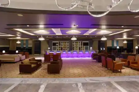 Royal Stay Palace - 11