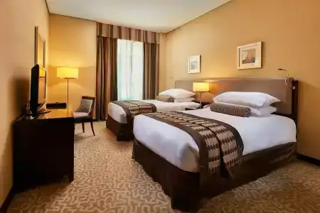 TIME Oak & Suites - 1