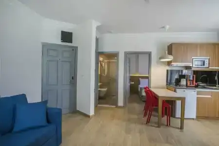 Comfort Suites - 66