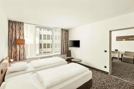 Park Inn by Radisson Dresden - 68