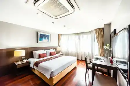 Royal Suite Bangkok - 60