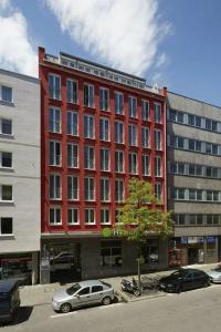 H+ München - 44