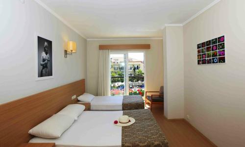 Sun City Apartments &
