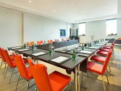 Ibis One Central - 34