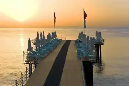 Amara Luxury Resort & Villas - 2