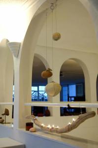 Alexander The Great Beach - 95