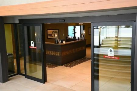 The Pacific Inn - 17