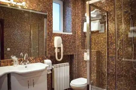 Queen's Astoria Design - 47