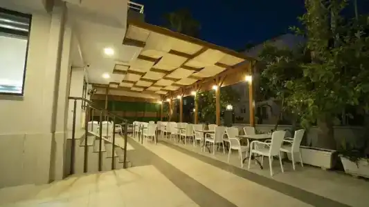 OPERA SUITES Apart - 26