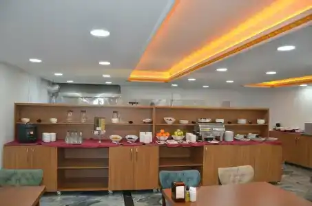 Piyes Otel - 85