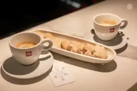 Boutique Vissi d'Arte - 41