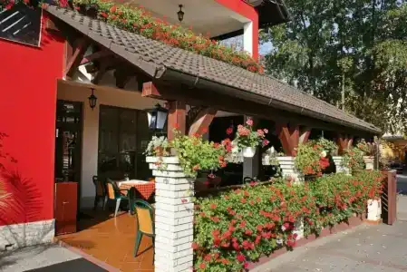 Korona Pension and Restaurant - 0