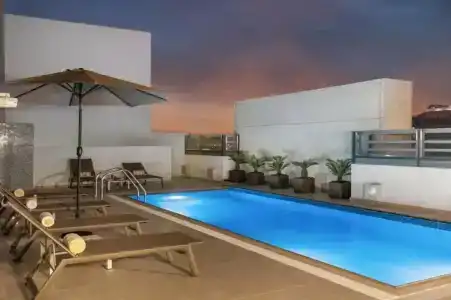 Hampton By Hilton Dubai Al Barsha - 2