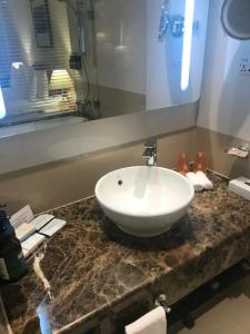 Crowne Plaza Muscat, an IHG - 89