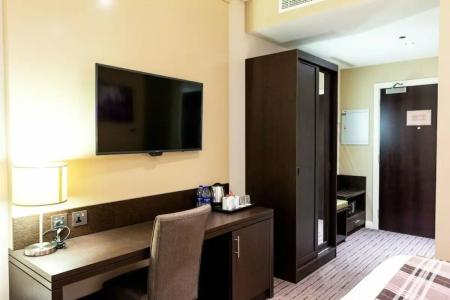 Premier Inn Dubai Al Jaddaf - 46