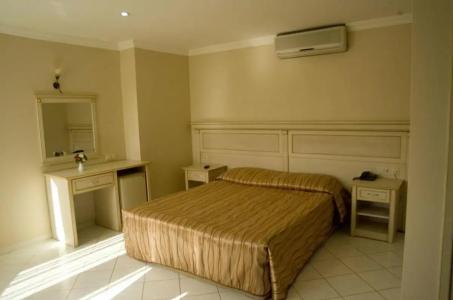 Tropicana Beach - 47