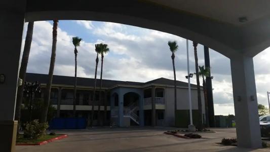 Texas Inn Downtown McAllen - 26