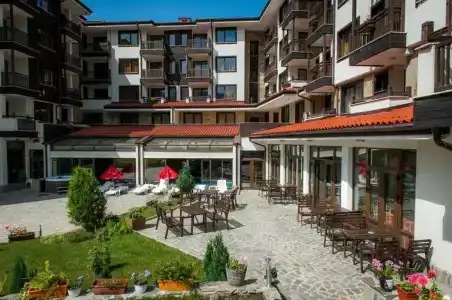 St George Ski & Holiday - Half Board - 81