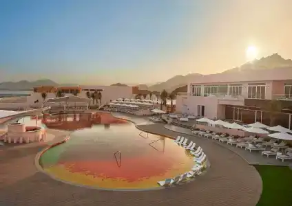 Fairmont Fujairah Beach Resort - 10