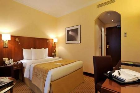 Courtyard by Marriott Hamburg Airport - 74