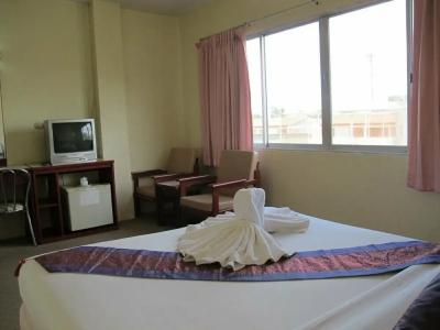 Chumphon Palace - 37