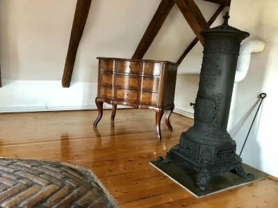 The Houses of History - anno 1830 - 85