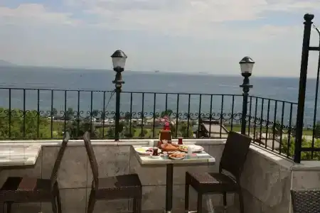 Seahouse Suites