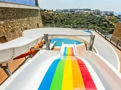 Elite Luxury Suite & Spa - 11