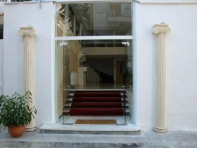 Acropolis Ami Boutique - 64