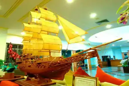 Sir James Resort - 4