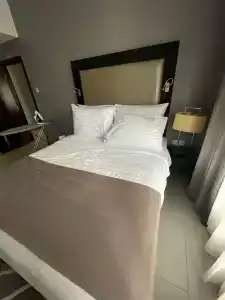 Citadines Metro Central Dubai - 8