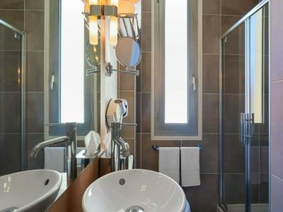 Le Splendid Lac D'Annecy - Handwritten Collection - 99