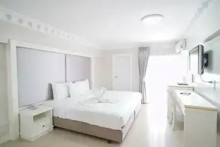 Romance Sukhumvit 97 - 3