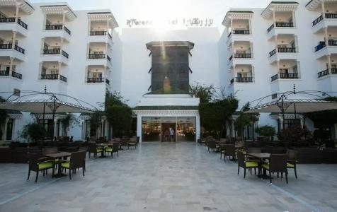 Riviera - Family and couples only - 41