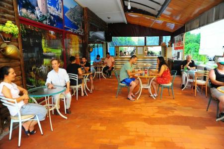 Best Life Apart - 60